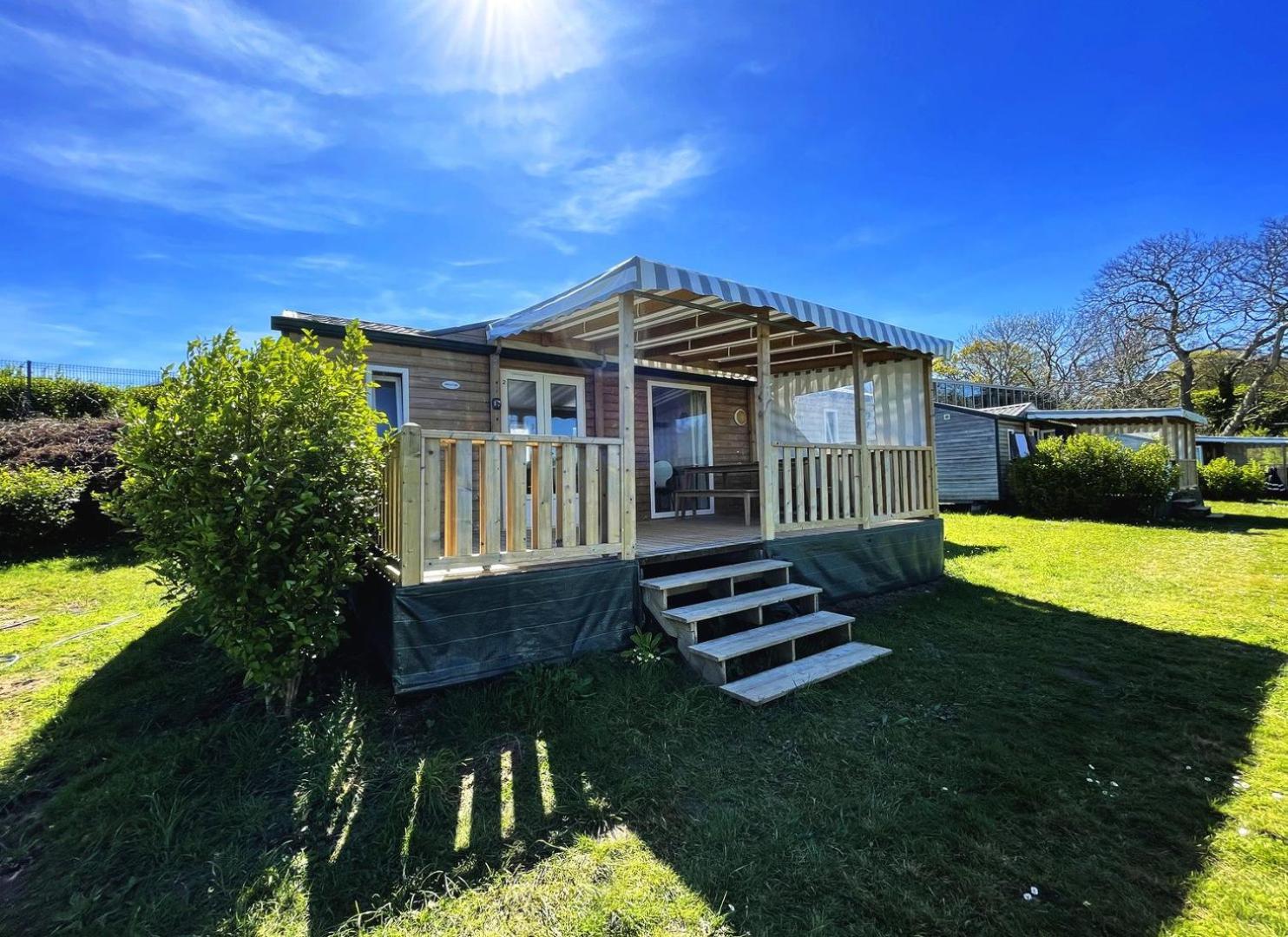 Bungalow Mer Azur. Плуа Екстериор снимка